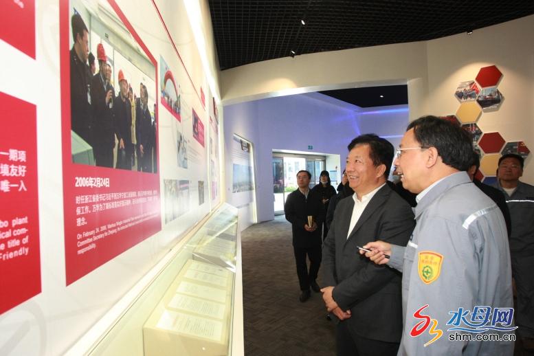 郑德雁在福山区、开发区调研时强调:统筹发展和安全,推动高质量发展