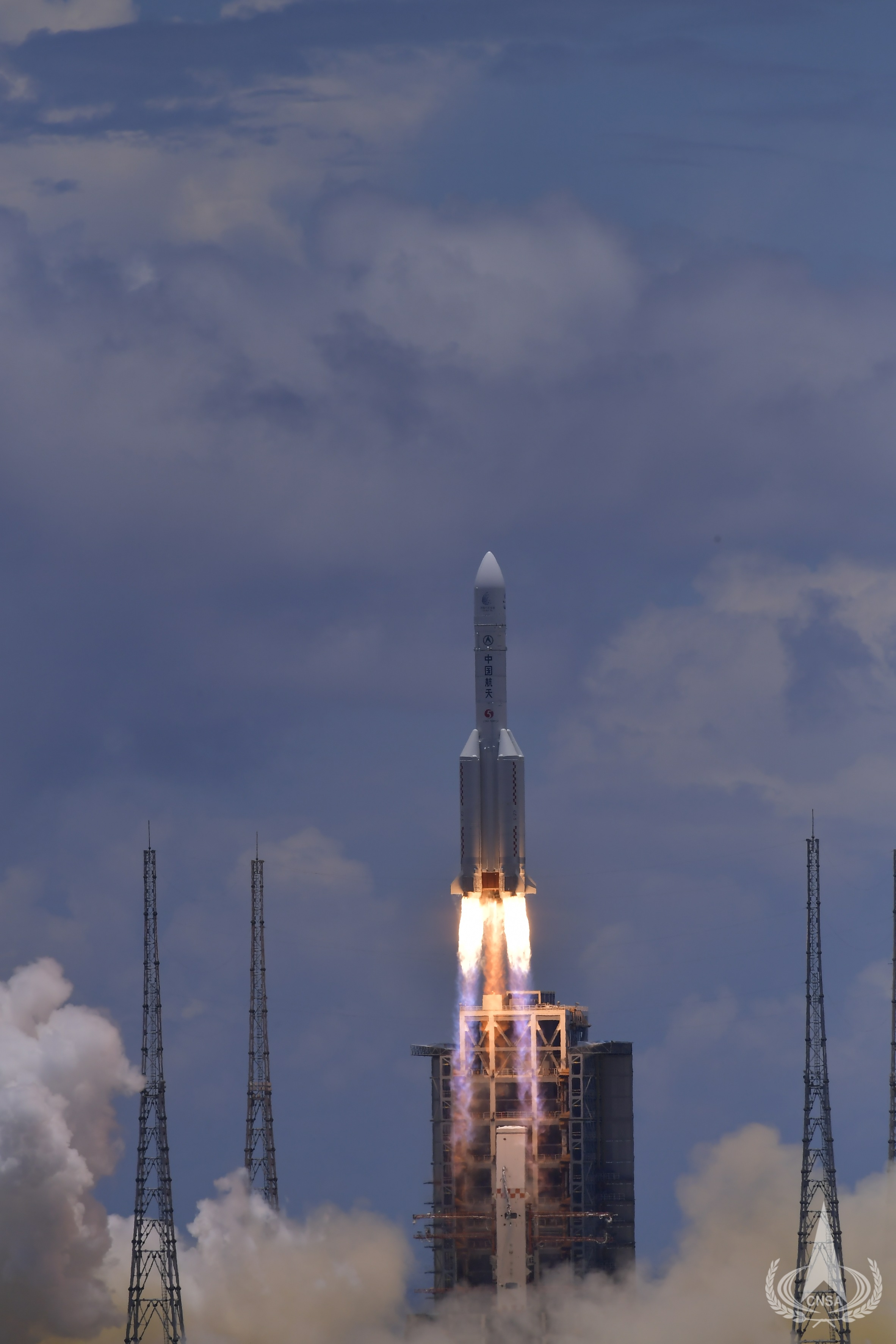 中国首次火星探测任务探测器成功发射迈出中国行星探测第一步