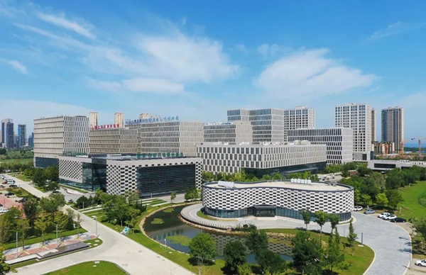 烟台高新区：30版孵化器利益共享助企成长