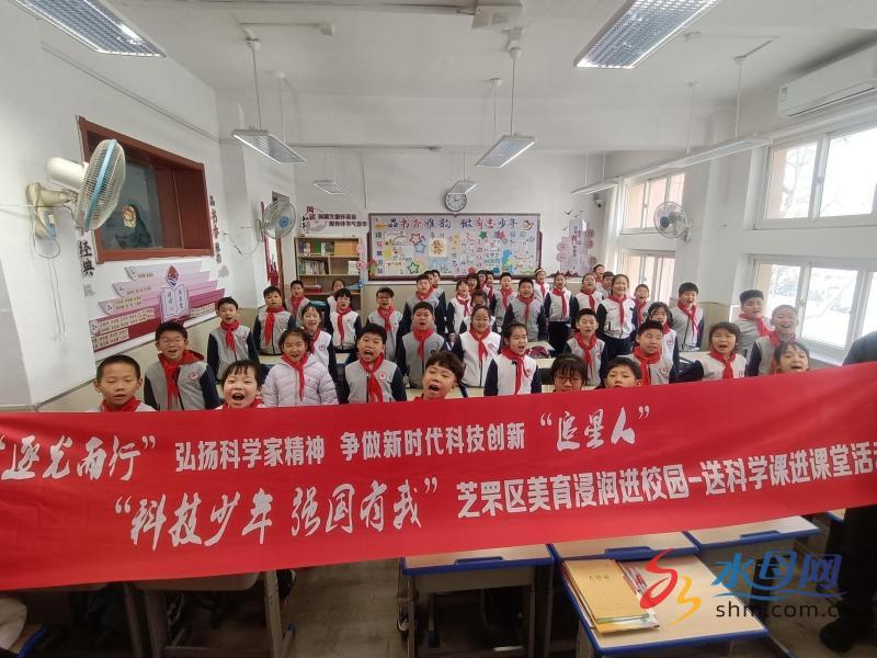 合影留念.jpg