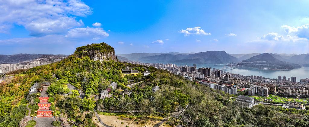 巍巍磐石城。王晓勇 摄