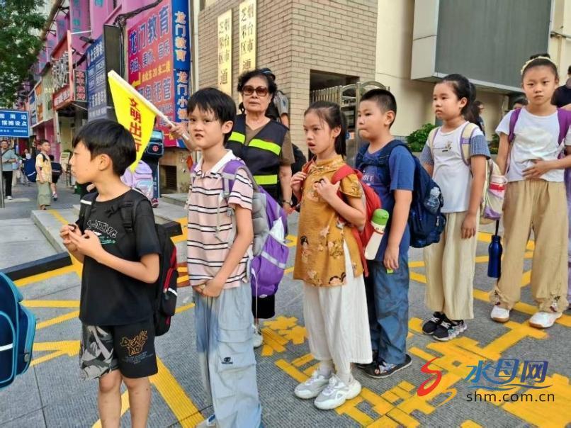 e7d00e757e0cf166a6c3f3c6f1f5c860.jpg e7d00e757e0cf166a6c3f3c6f1f5c860.jpg