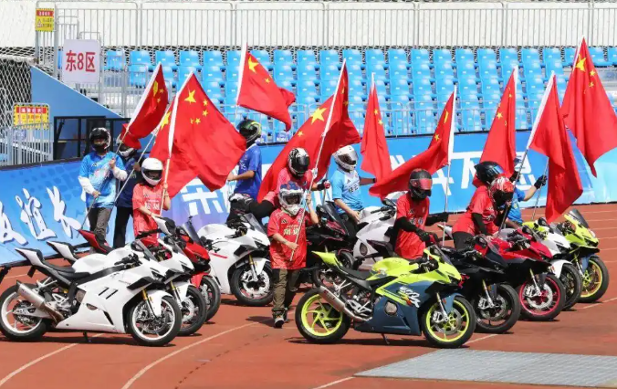 【开局之年看中国·遇见不一样的江苏】当我们谈论“苏超”时我们在谈论什么(图9)